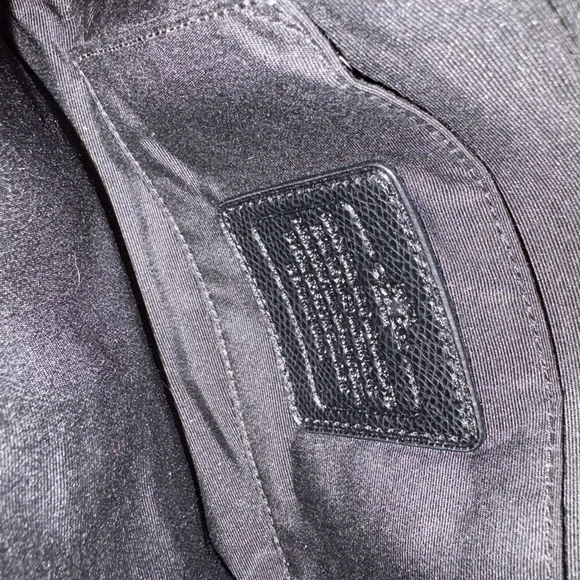 Coach- Black Leather Chain Shoulder Bag - Picture 4 of 5